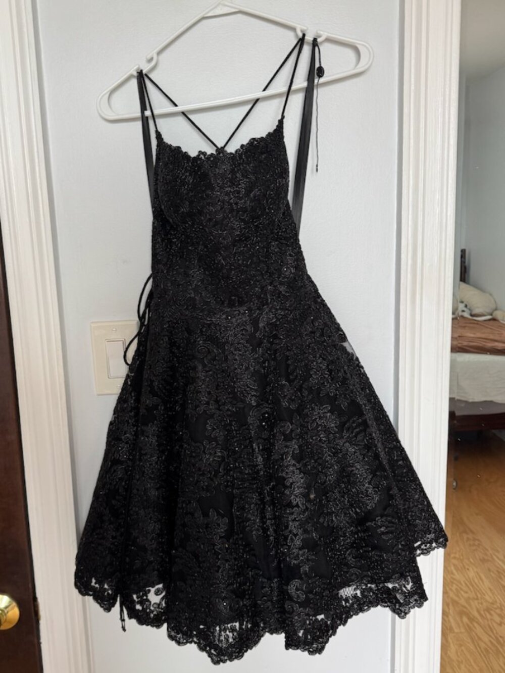 Sherri Hill Black Sequin Detail A-Line Mini Dress in Size 6